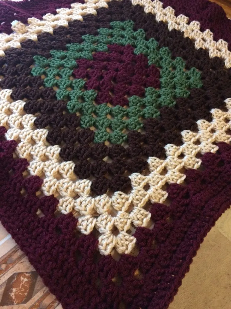 Tablecloth crochet pattern