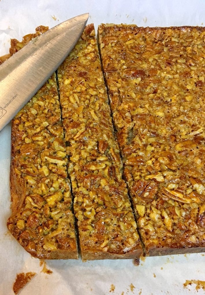 Cutting Pecan Pie Bars