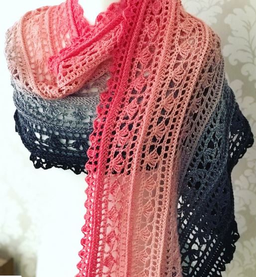 Lisasattik Shellscape crochet shawl wrap