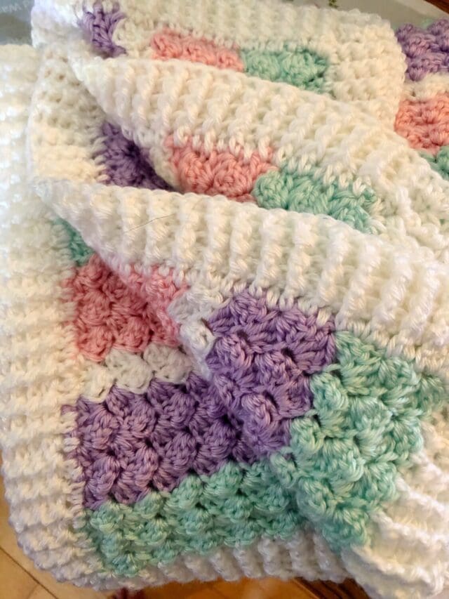 Crochet Textured Baby Blanket in Pastel - Pattern Princess