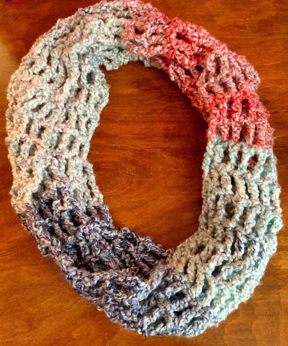 Cardinal Chunky Cowl Crochet Pattern - Pattern Princess