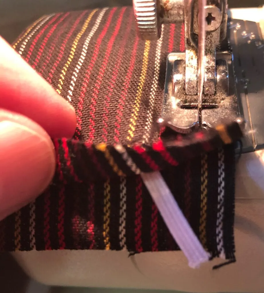 Adding Elastic Between Fabric Layers