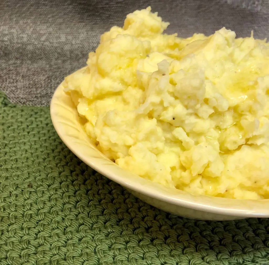 Buttery Mashed Potatoes and Cauliflower