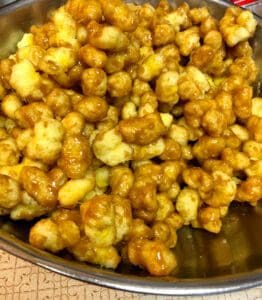 Coated Puff Corn Ready for Baking