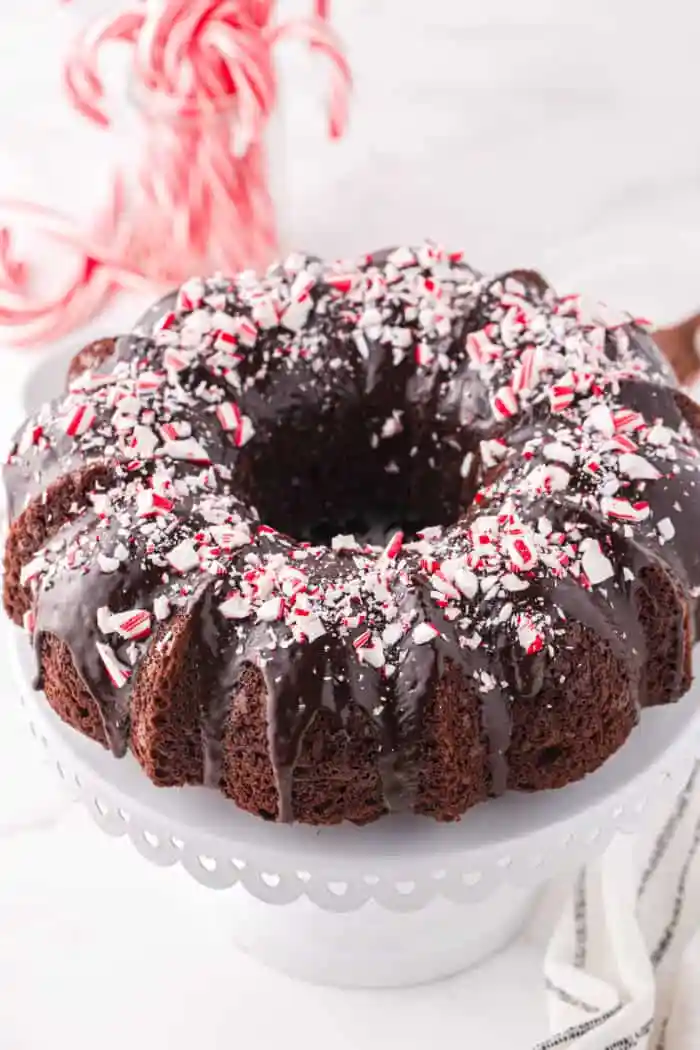 Chocolate-Peppermint-Bundt-Cake