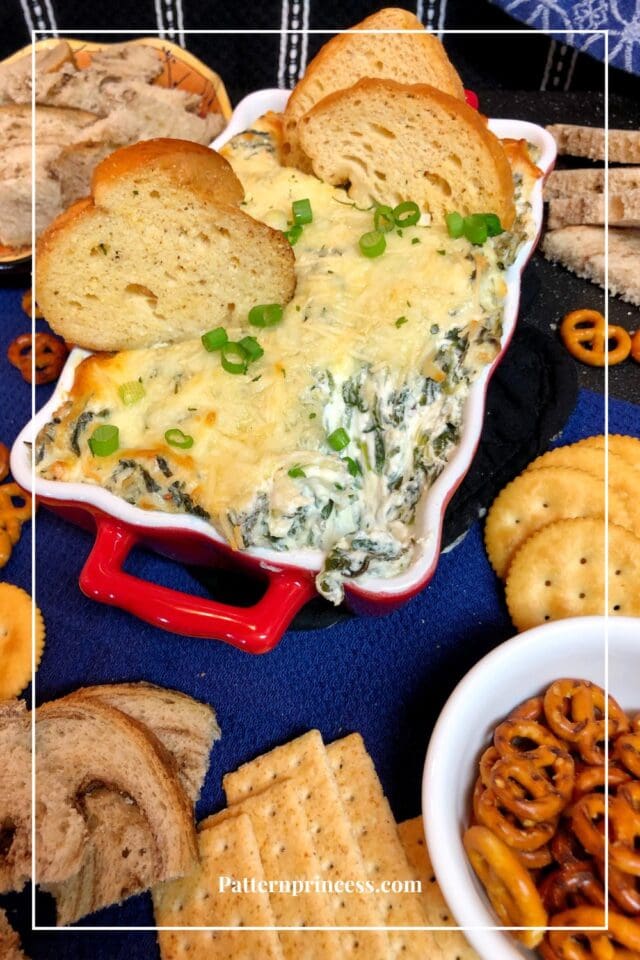 Cheesy Baked Hot Spinach Dip Recipe - Pattern Princess