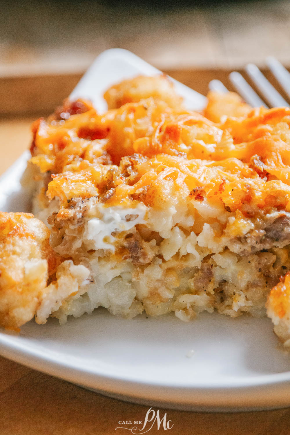 TATER TOT SAUSAGE BREAKFAST CASSEROLE