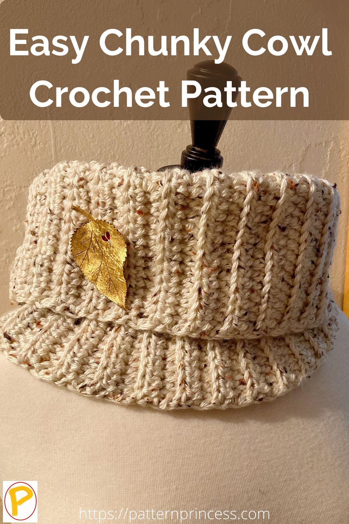 Easy Chunky Cowl Crochet Pattern