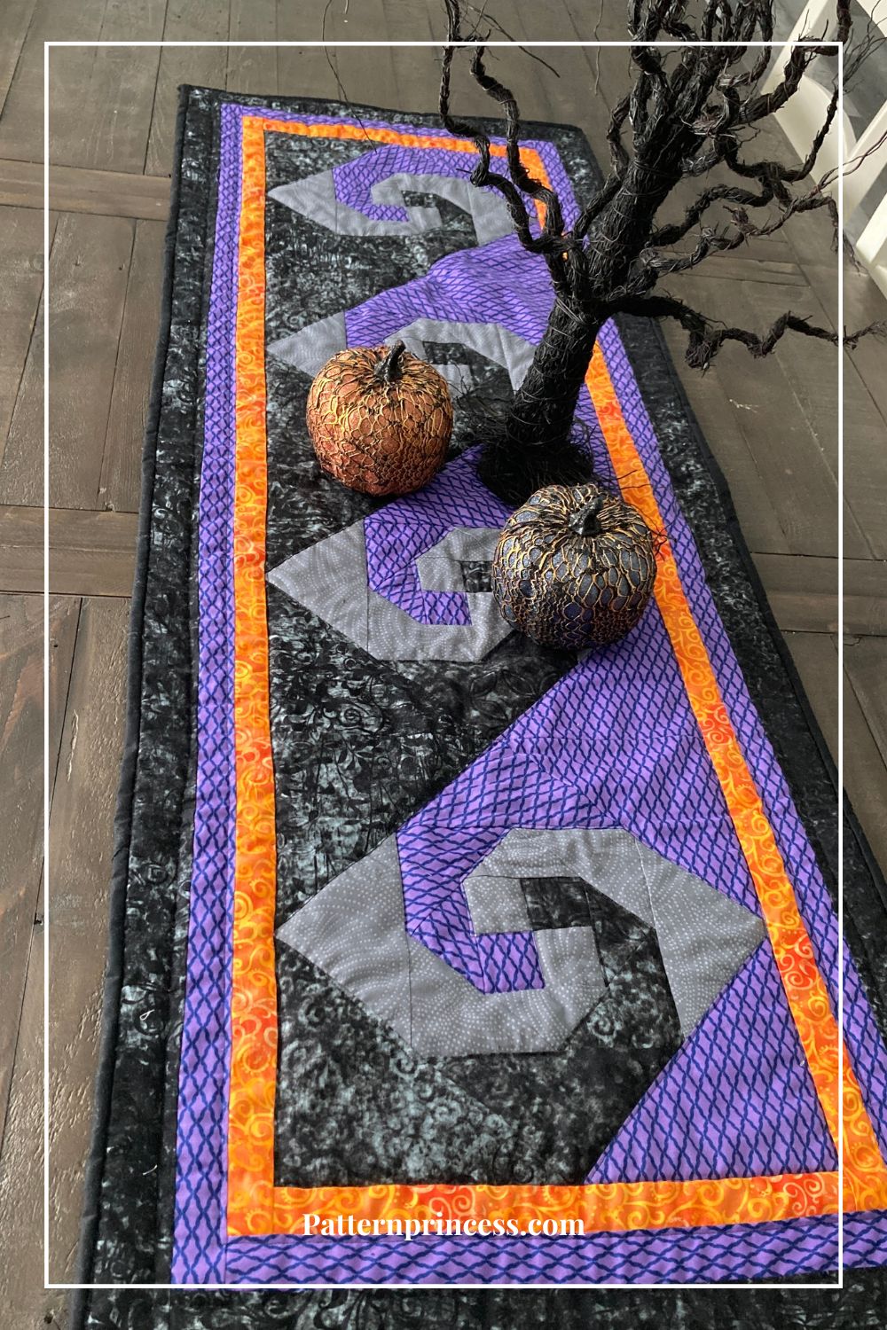 Bewitching Hocus Pocus Table Topper