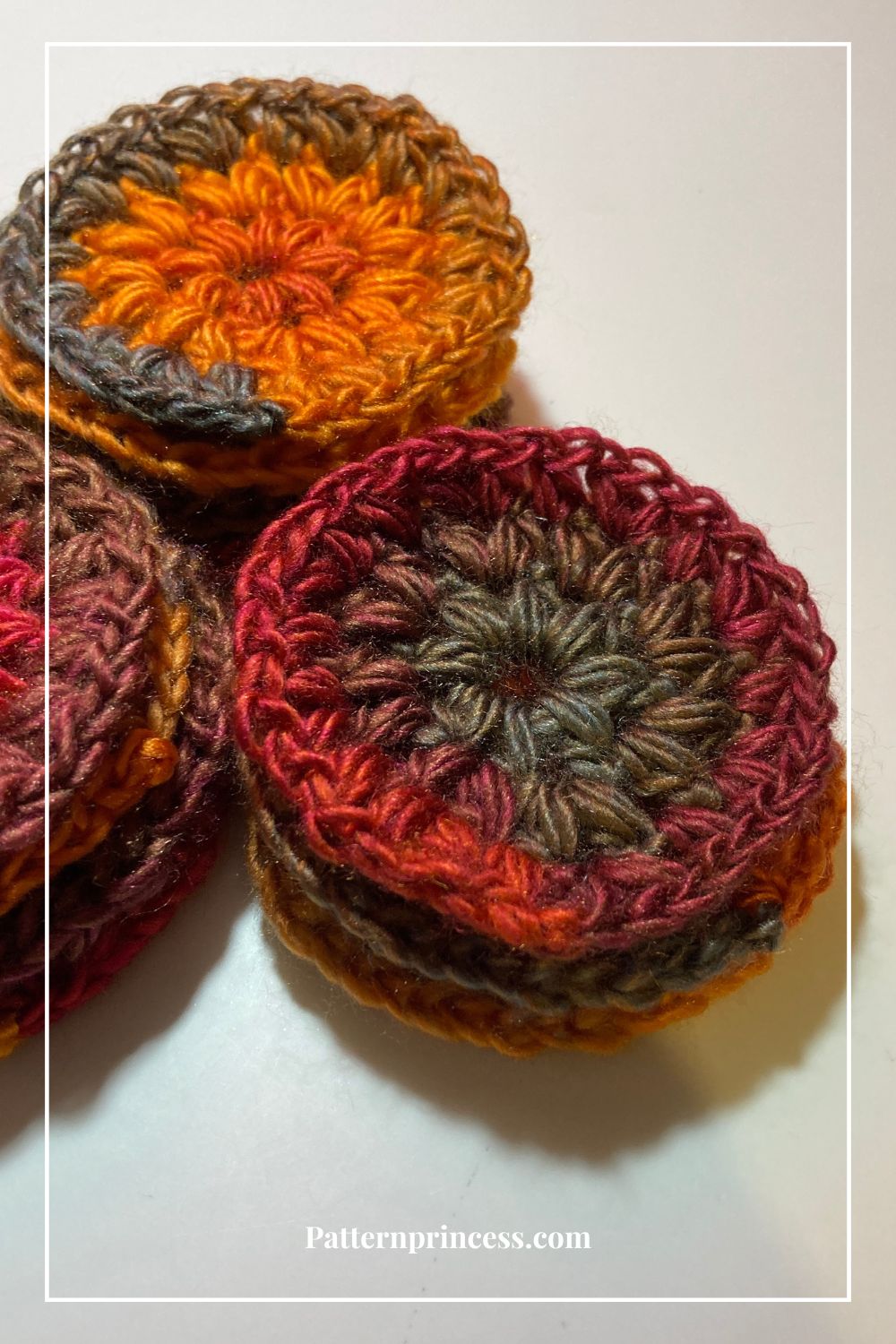 Round Puff in Gorgeous Yarn Colors