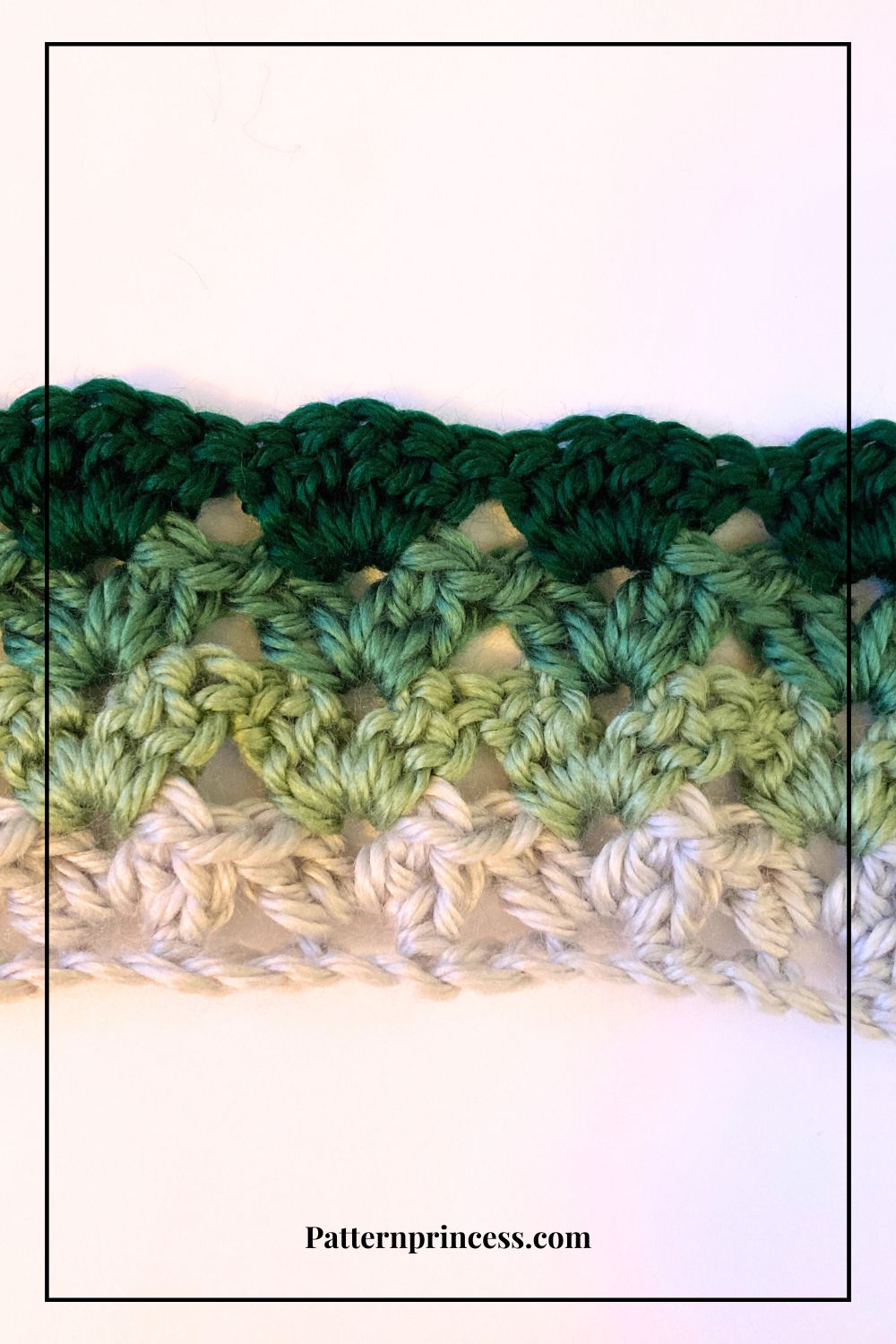 Two Double Crochet V Stitch in Different Colors