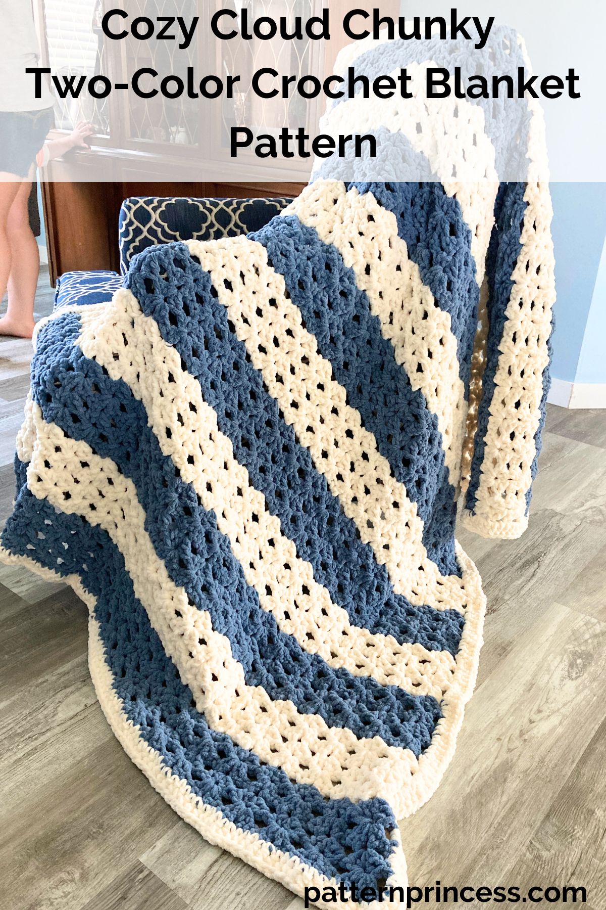 Cozy Cloud Chunky Two-Color Crochet Blanket Pattern